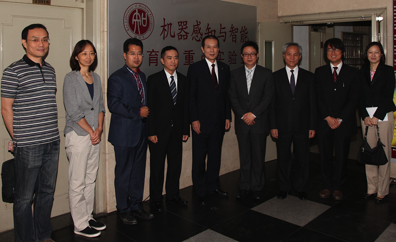 早稻田大学来访合影.png 早稻田大学来访合影.png